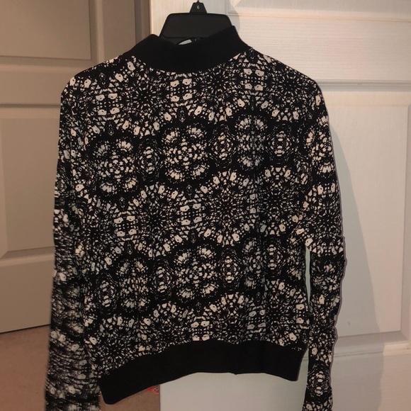 Abercrombie and Fitch Light Jacket - Picture 2 of 3